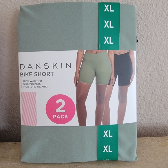 Danskin Women's Cross Waist Bike Short, 2-pack NEW - Picture 4 of 5